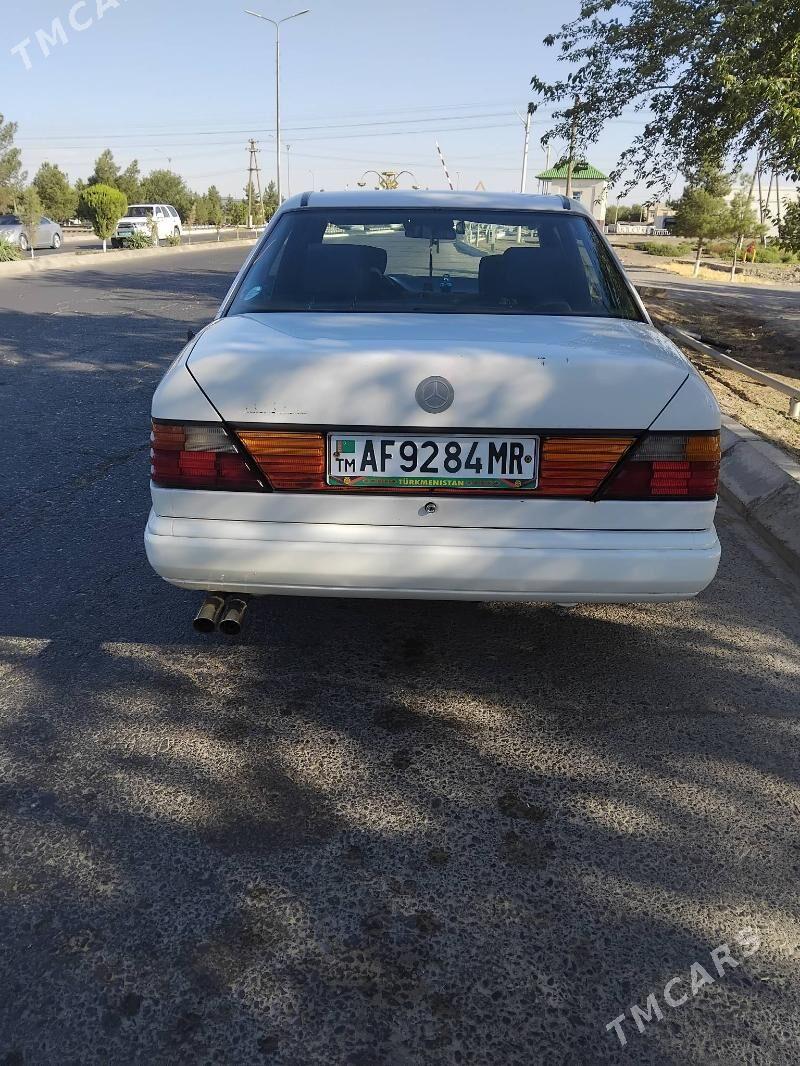 Mercedes-Benz 300E 1989 - 50 000 TMT - Türkmengala - img 5