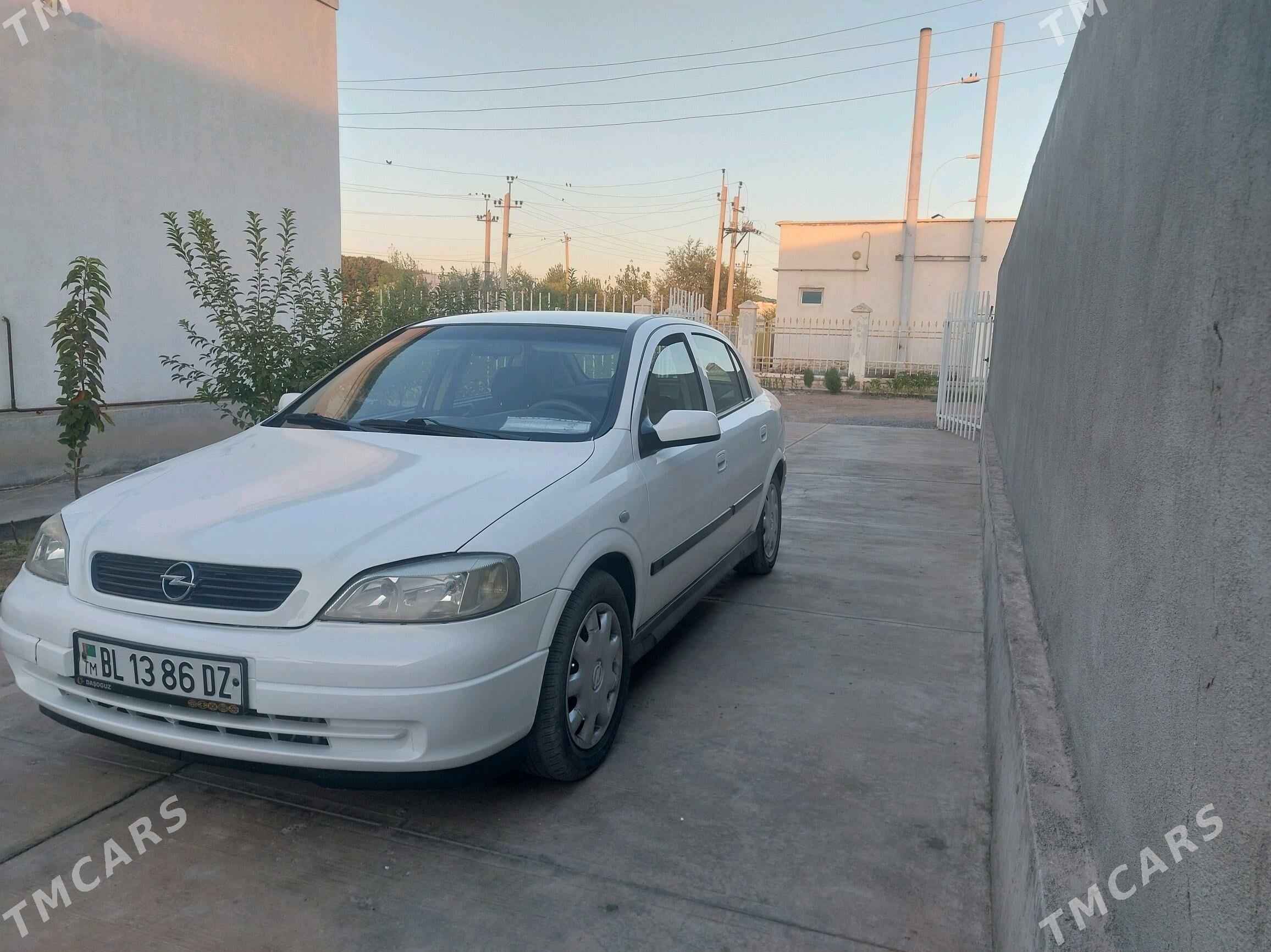 Opel Astra 2001 - 80 000 TMT - Губадаг - img 2