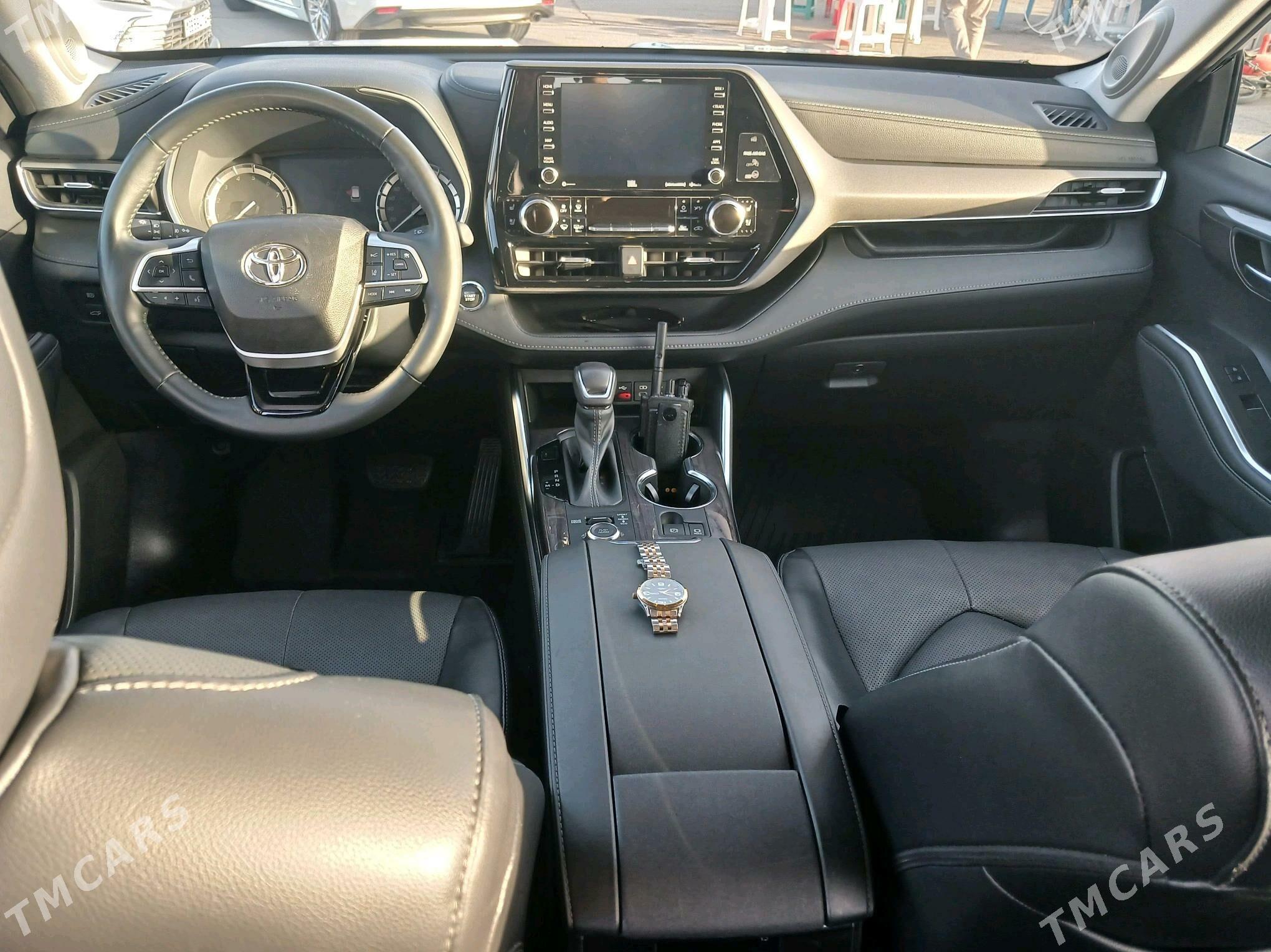 Toyota Highlander 2022 - 570 000 TMT - Aşgabat - img 2