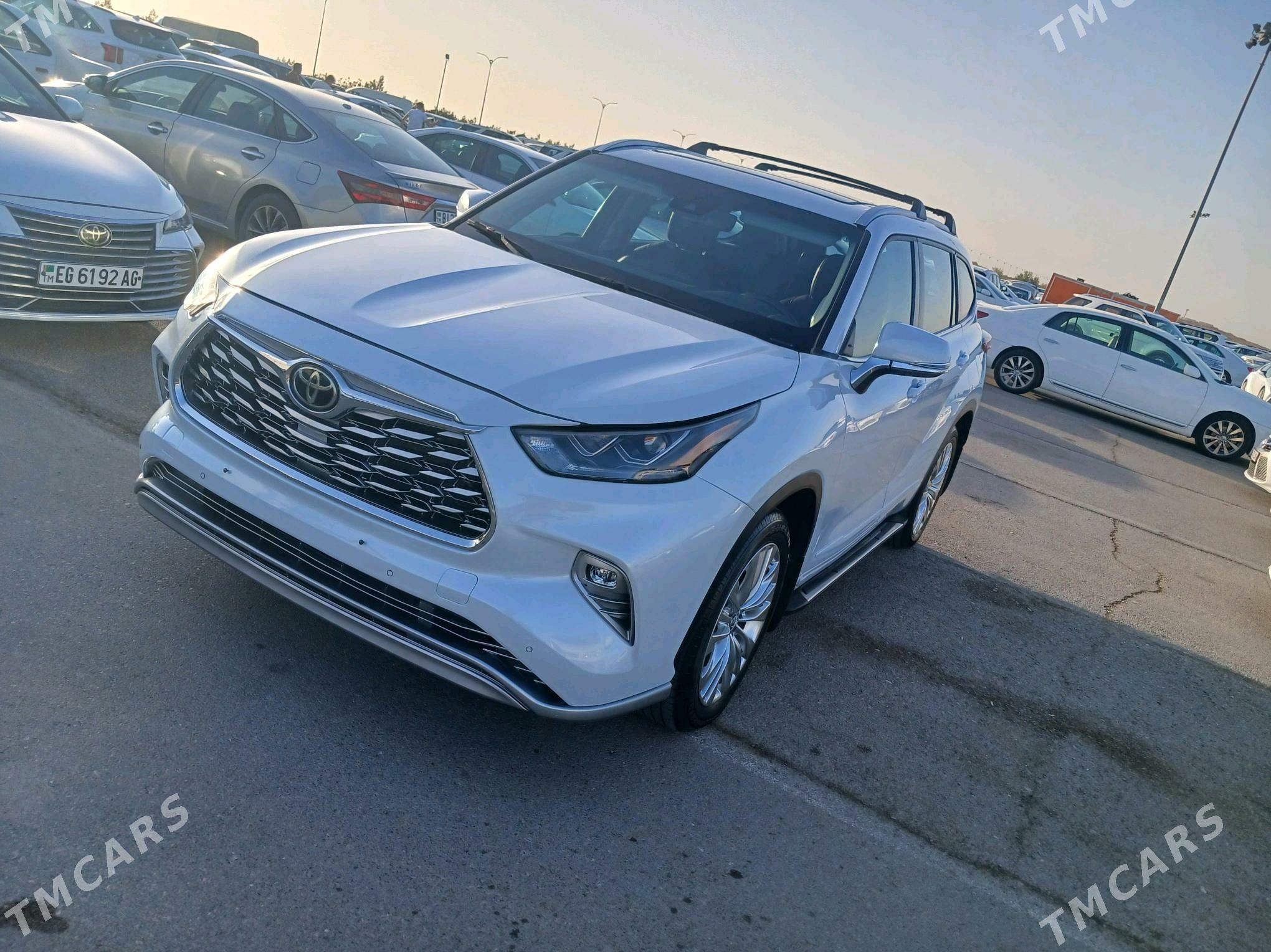 Toyota Highlander 2022 - 570 000 TMT - Aşgabat - img 5