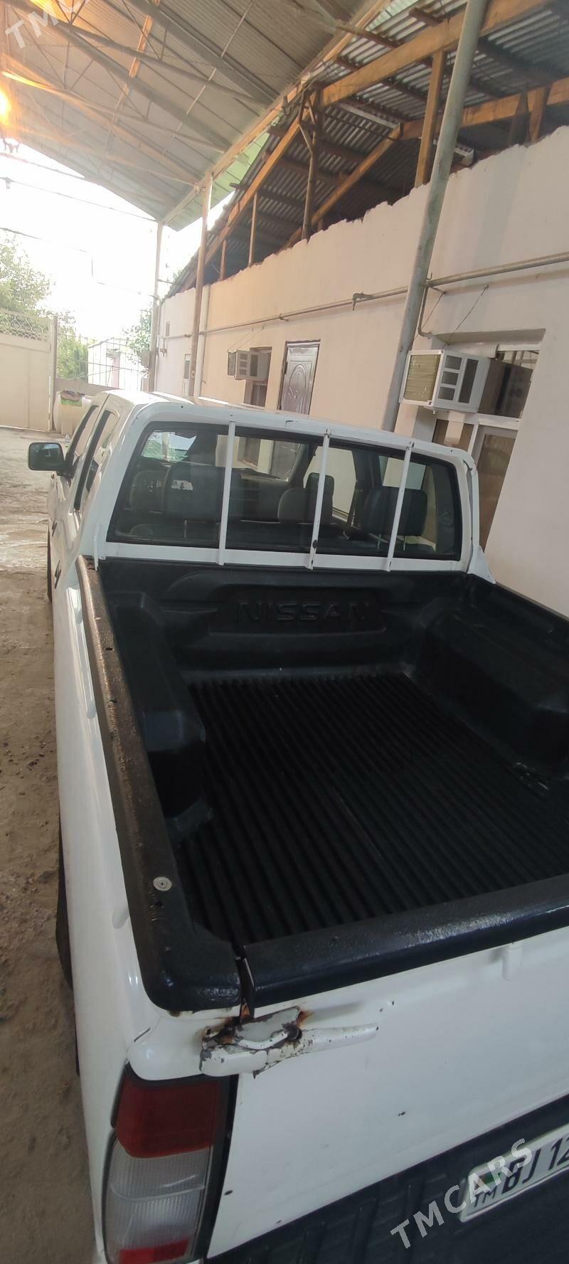 Nissan Navara 2009 - 115 000 TMT - Gypjak - img 2