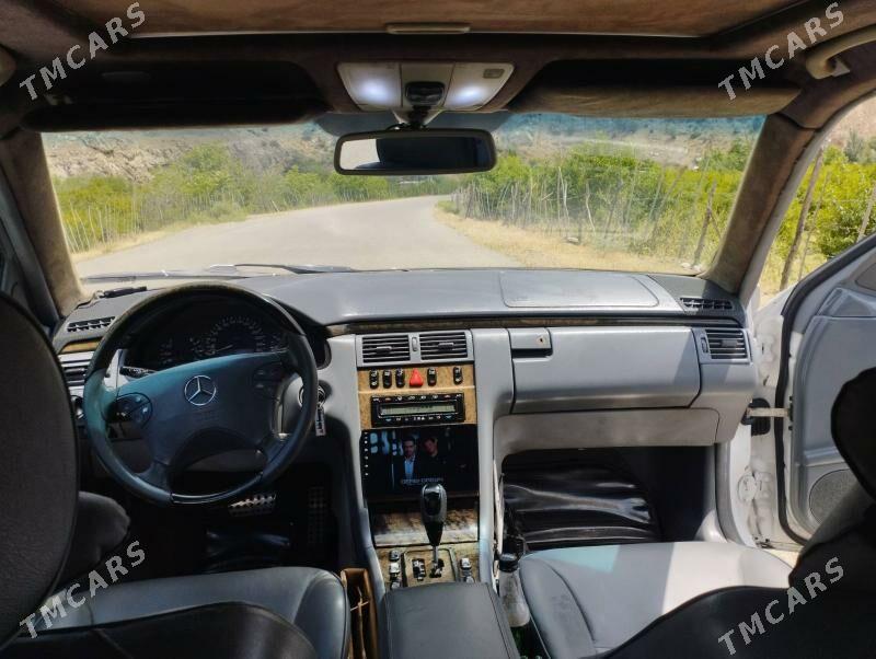 Mercedes-Benz E430 2001 - 110 000 TMT - Балканабат - img 5