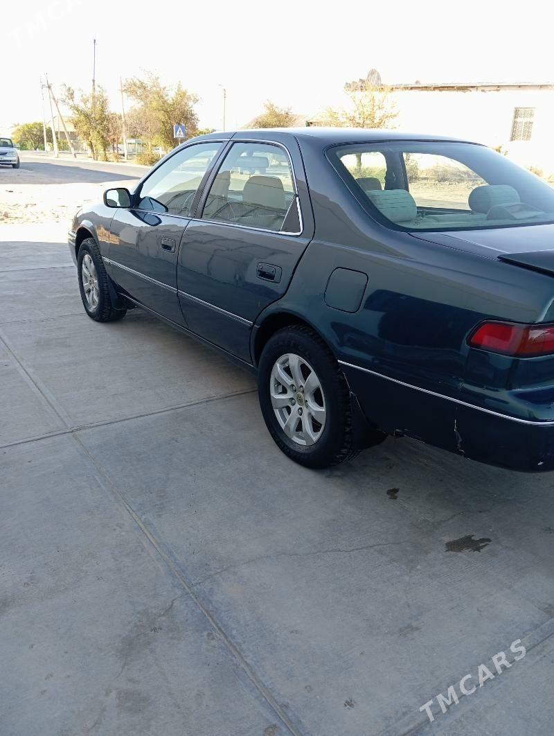 Toyota Camry 1997 - 118 000 TMT - Газаджак - img 9