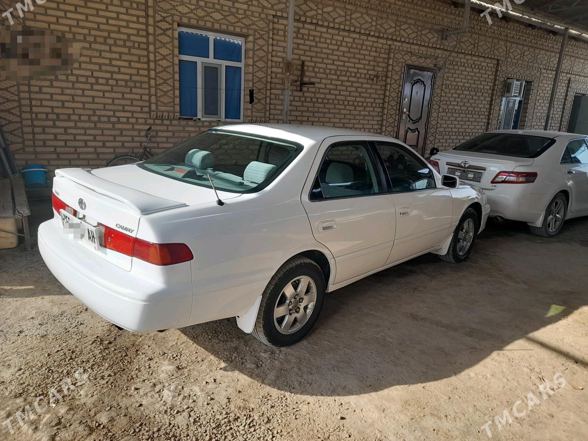 Toyota Camry 2000 - 131 000 TMT - Tejen - img 2
