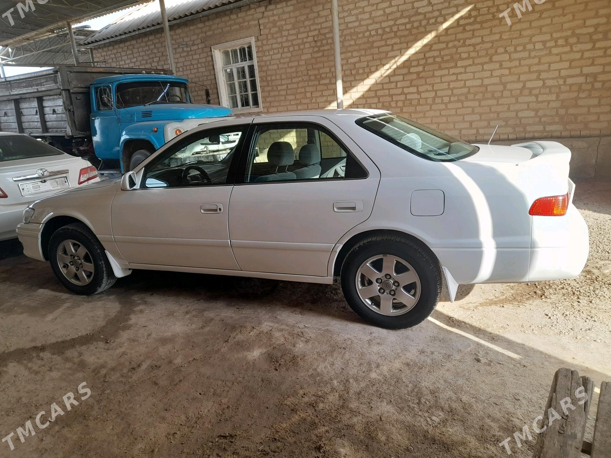 Toyota Camry 2000 - 131 000 TMT - Tejen - img 3