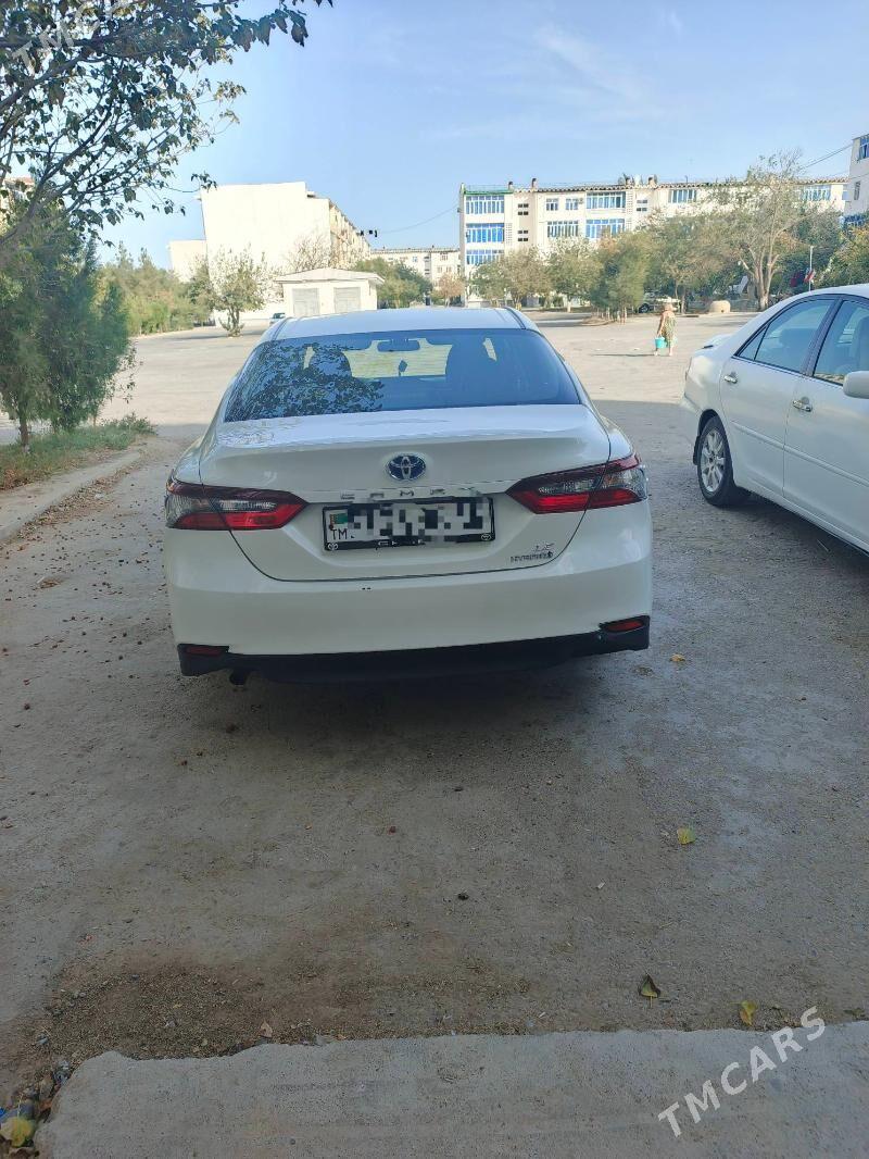 Toyota Camry 2021 - 260 000 TMT - Ашхабад - img 2