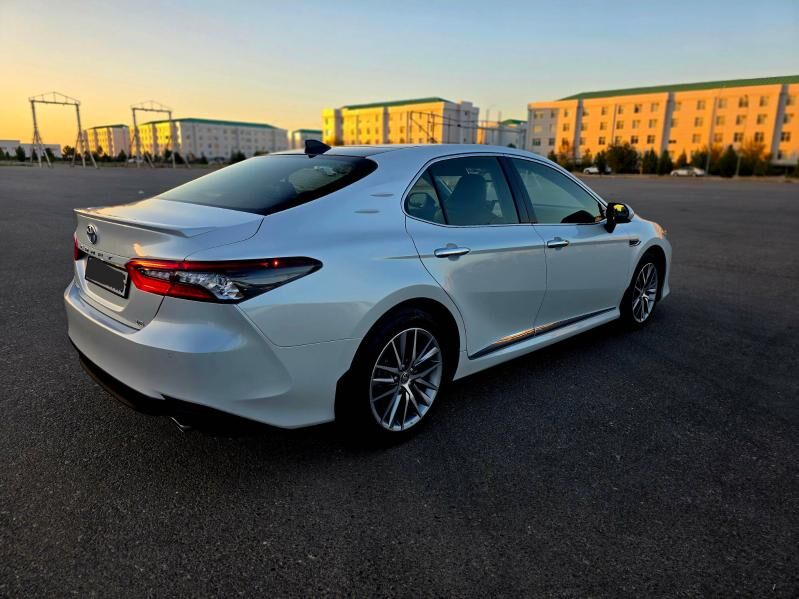 Toyota Camry 2024 - 765 000 TMT - Aşgabat - img 8