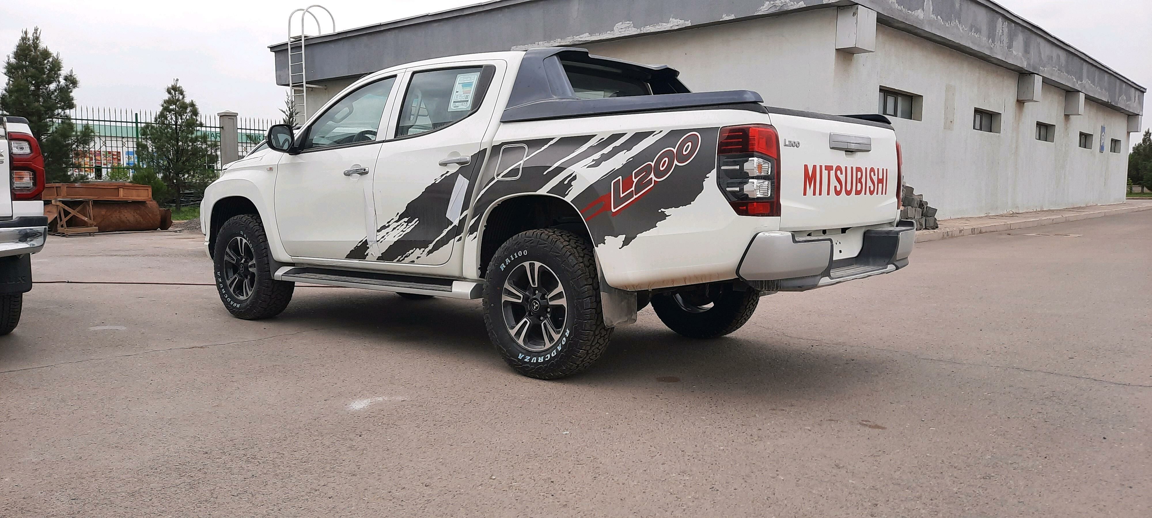 Mitsubishi L200 2020 - 325 000 TMT - Türkmenabat - img 8