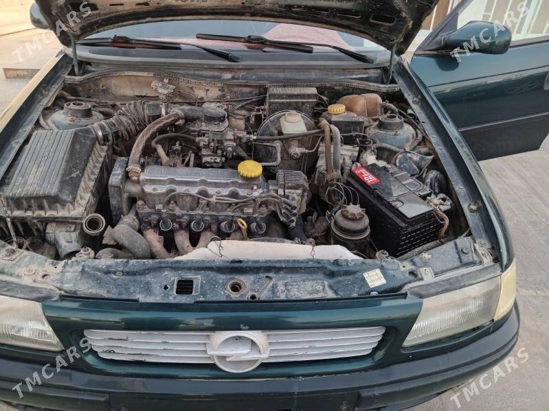 Opel Astra 1998 - 50 000 TMT - Kerki - img 4