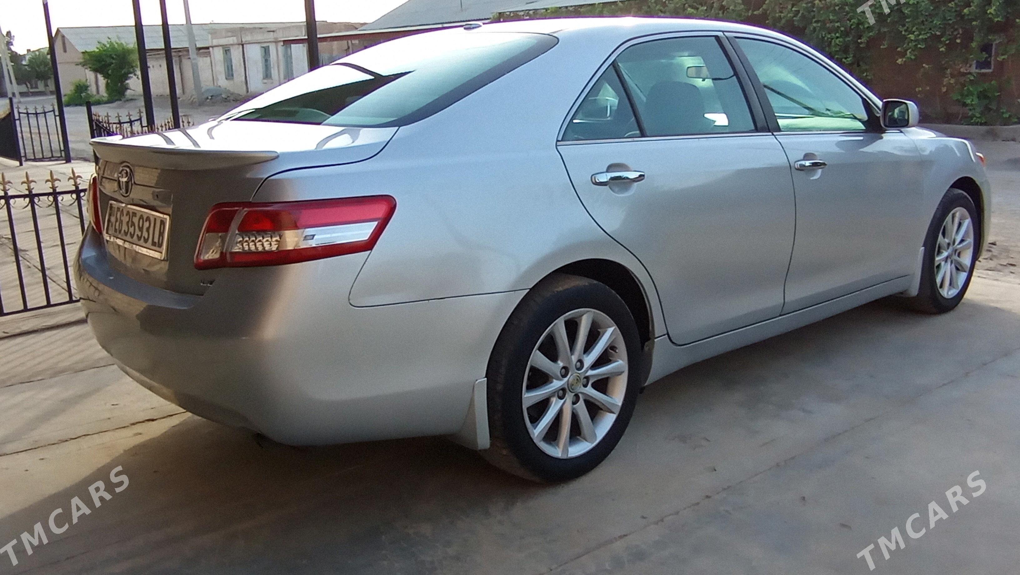 Toyota Camry 2010 - 180 000 TMT - Farap - img 7