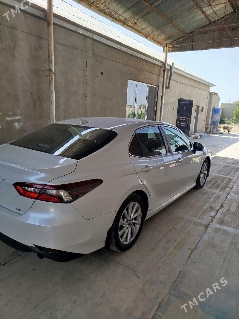 Toyota Camry 2022 - 333 000 TMT - 30 mkr - img 2