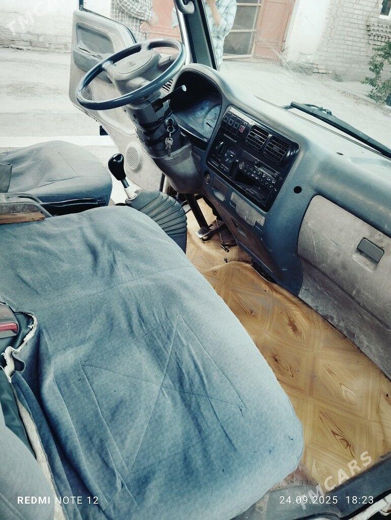 Kia Bongo 2002 - 100 000 TMT - Дашогуз - img 5
