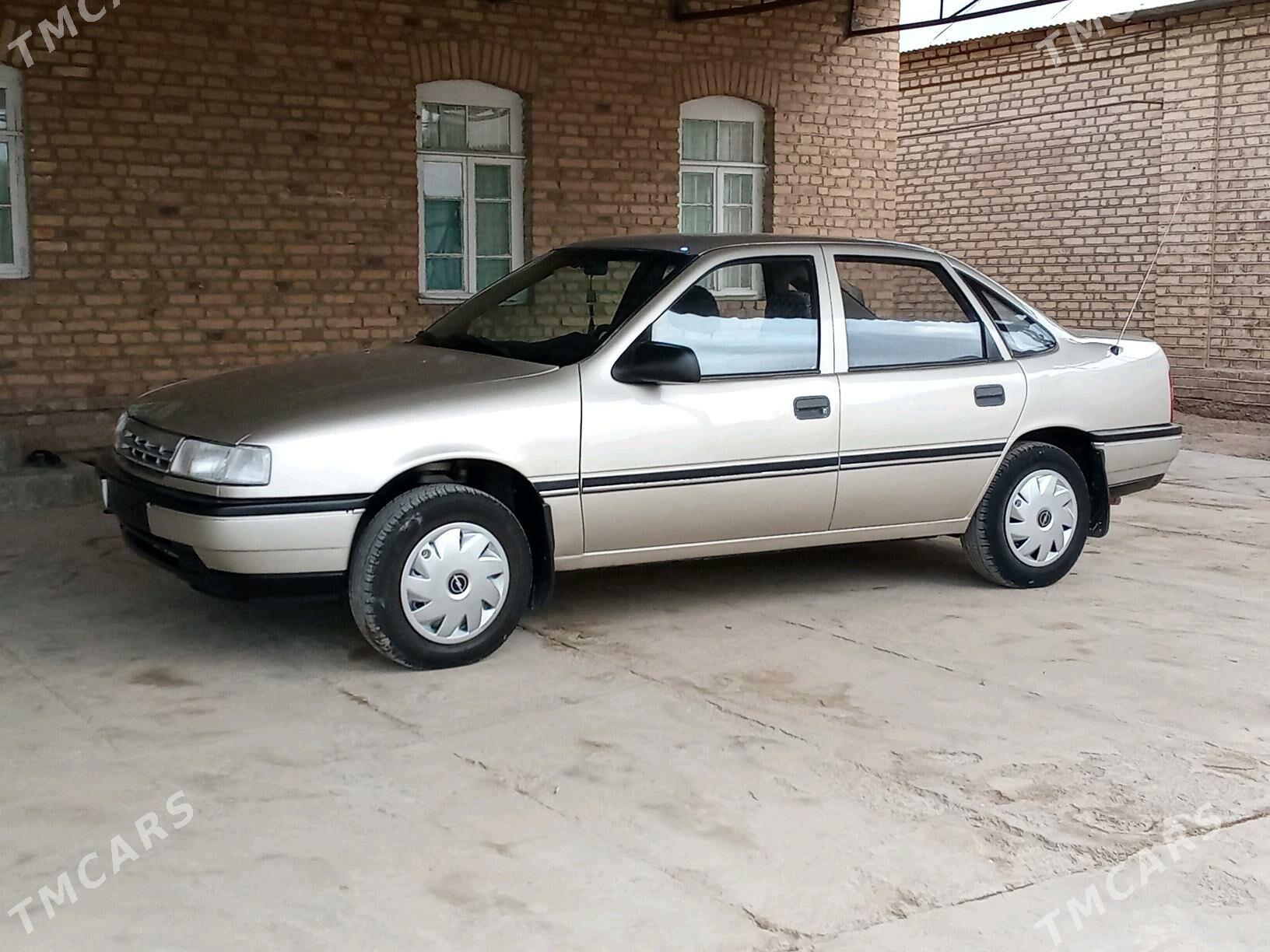 Opel Vectra 1992 - 35 000 TMT - Mary - img 5