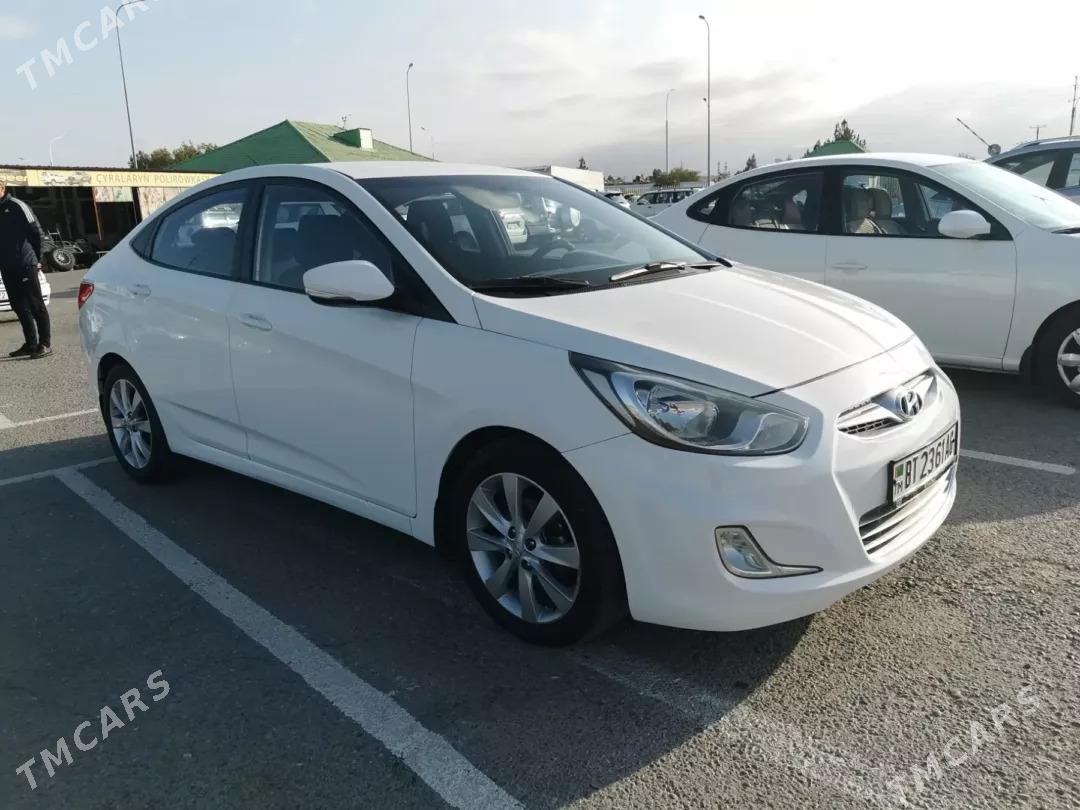 Hyundai Accent 2011 - 150 000 TMT - Täze zaman - img 2