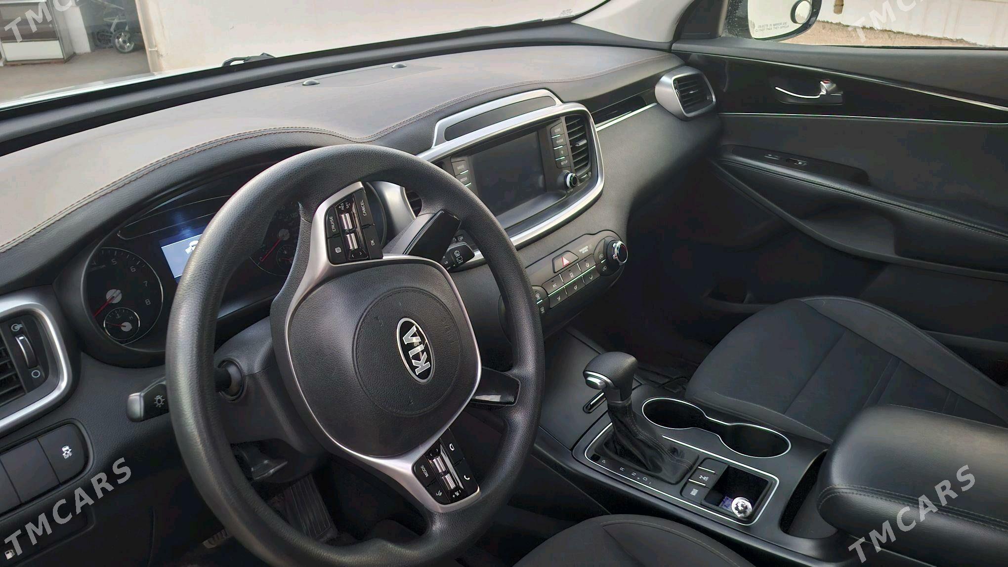 Kia Sorento 2020 - 300 000 TMT - Ёлётен - img 5
