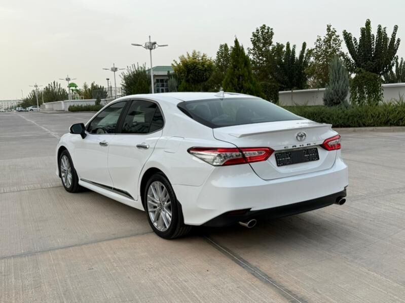 Toyota Camry 2021 - 321 000 TMT - Aşgabat - img 3