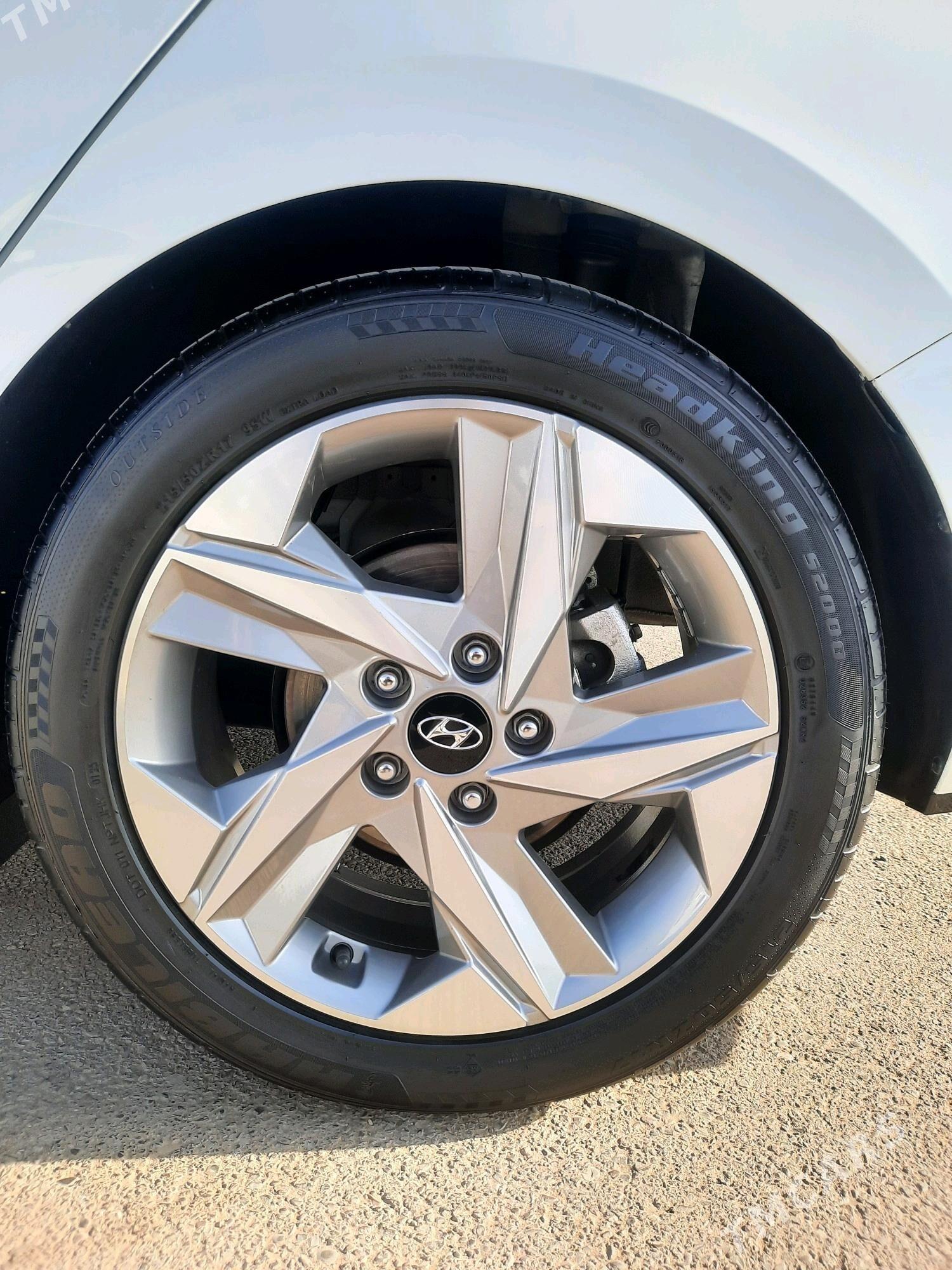 Hyundai Elantra 2022 - 325 000 TMT - Ашхабад - img 9