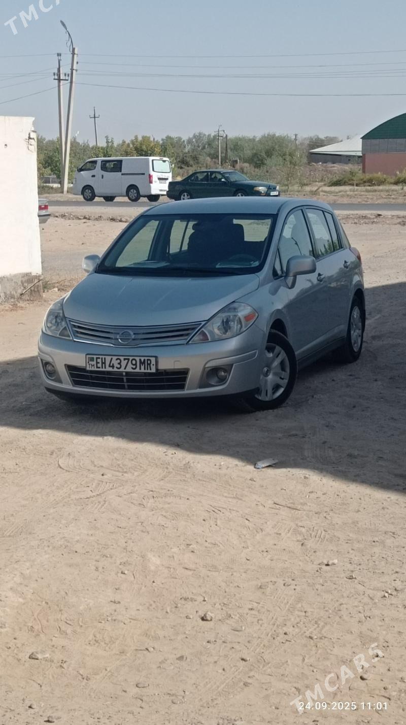 Nissan Versa 2011 - 110 000 TMT - Mary - img 5