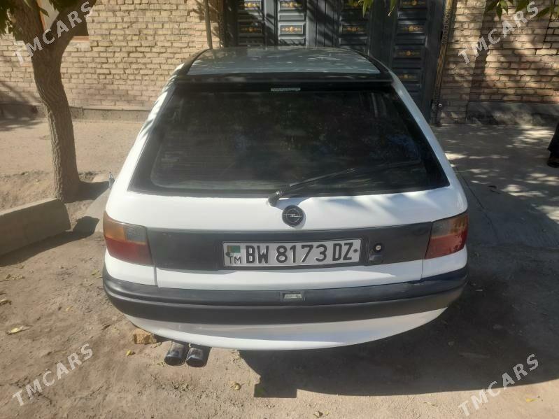 Opel Astra 1993 - 40 000 TMT - Дашогуз - img 5