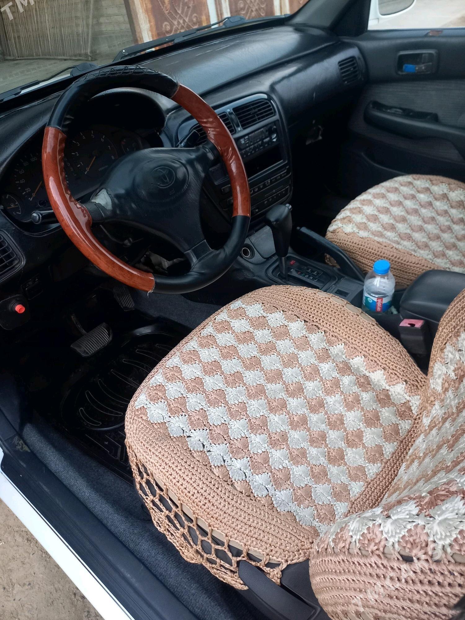 Toyota Carina 1994 - 60 000 TMT - Мары - img 9