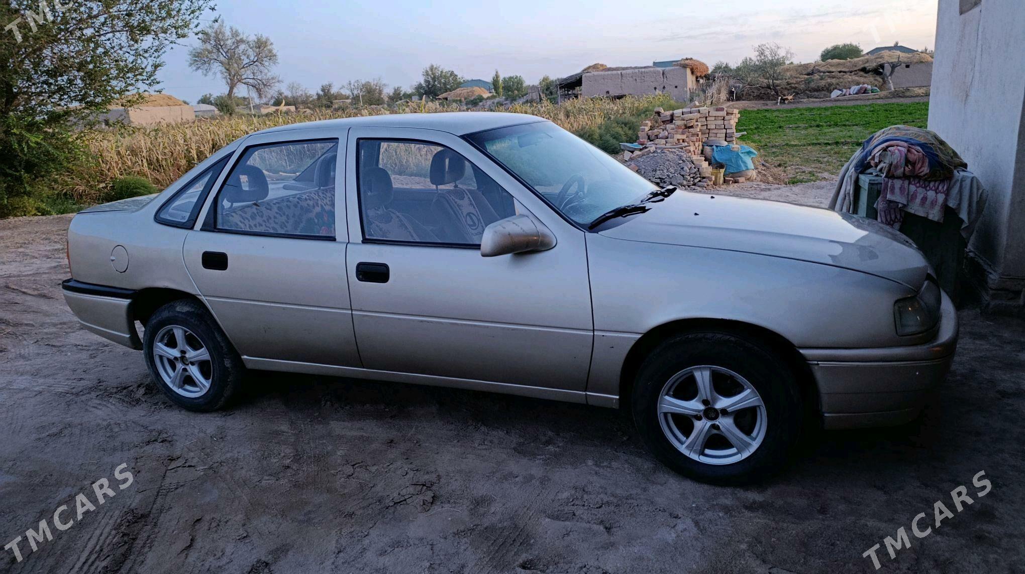 Opel Vectra 1992 - 40 000 TMT - Акдепе - img 6