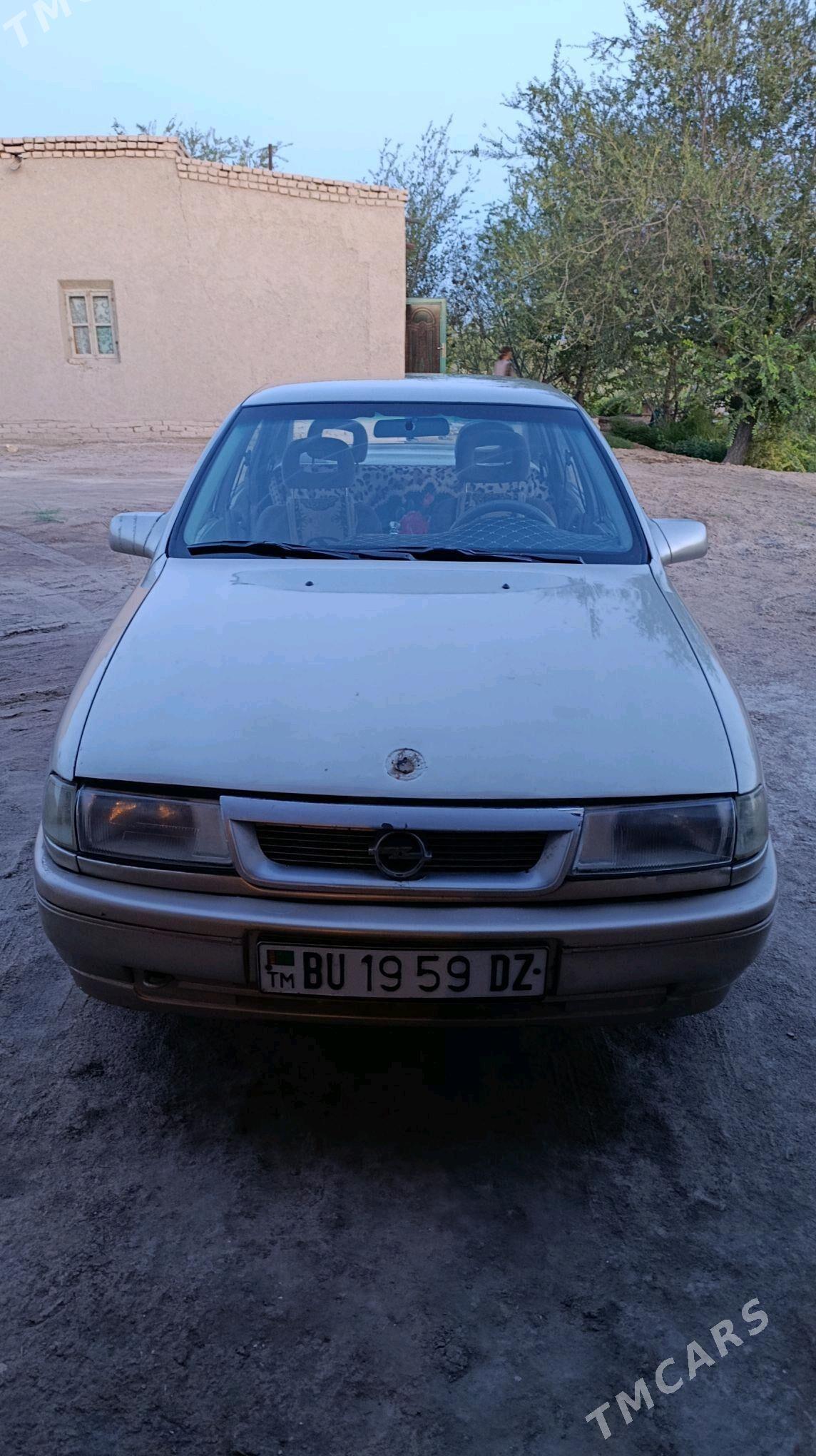 Opel Vectra 1992 - 40 000 TMT - Акдепе - img 7