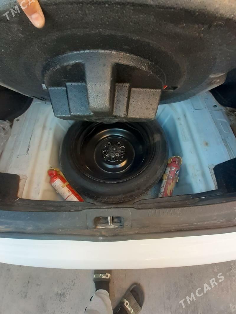 Toyota Camry 2012 - 260 000 TMT - Daşoguz - img 6