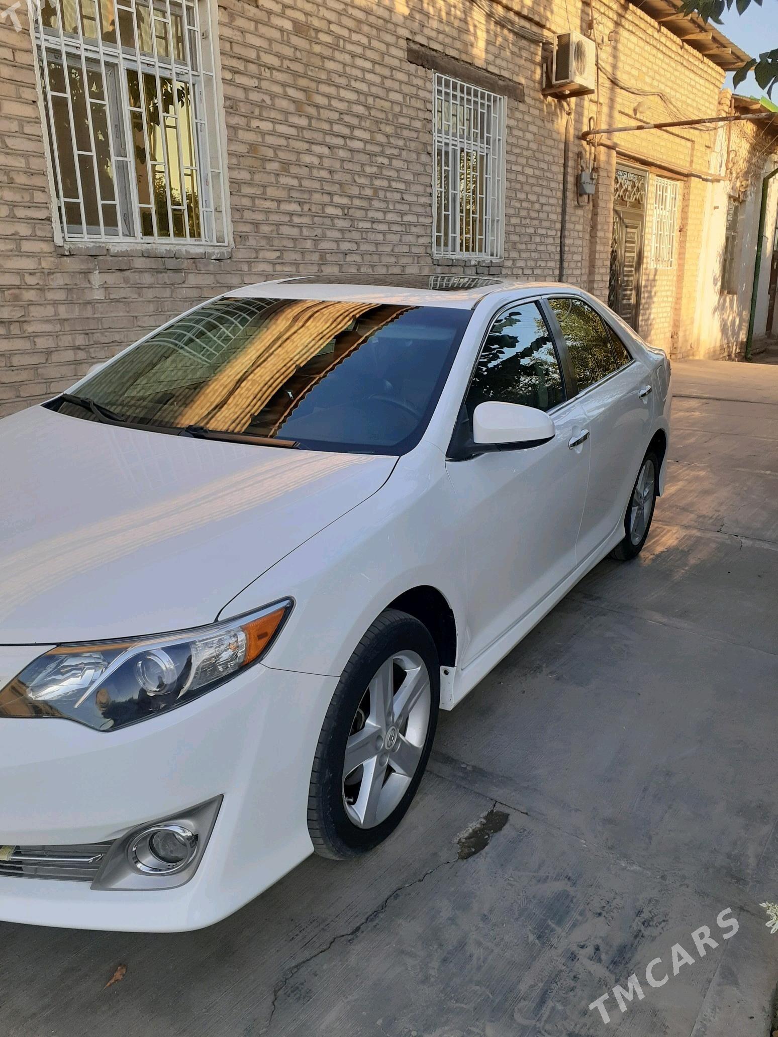 Toyota Camry 2012 - 260 000 TMT - Daşoguz - img 8