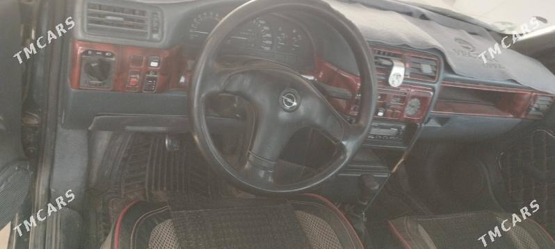 Opel Vectra 1992 - 25 000 TMT - Сакарчага - img 6