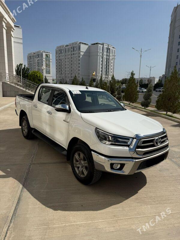 Toyota Hilux 2024 - 595 000 TMT - Aşgabat - img 4