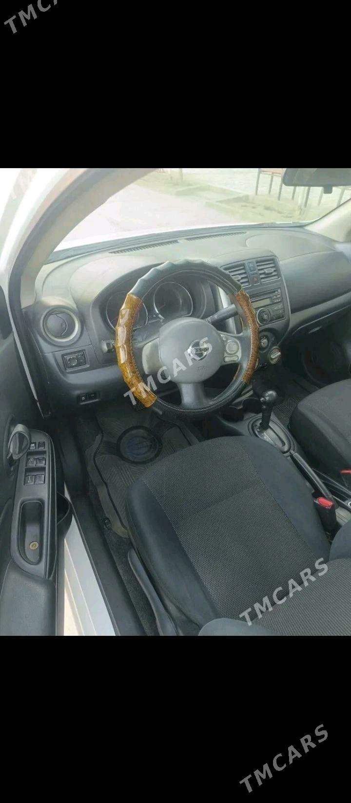 Nissan Versa 2012 - 95 000 TMT - Байрамали - img 5