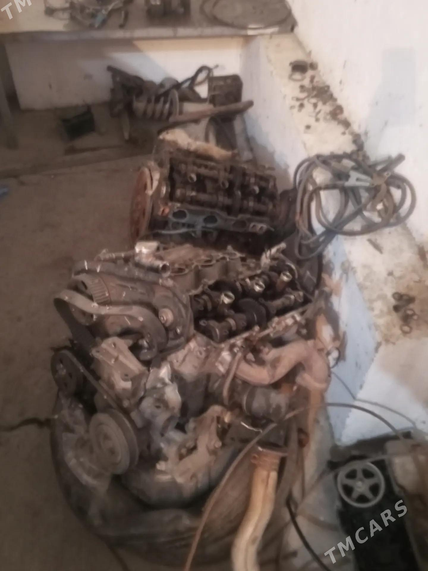 Toyota Windom 1990 - 25 000 TMT - Бахарден - img 5