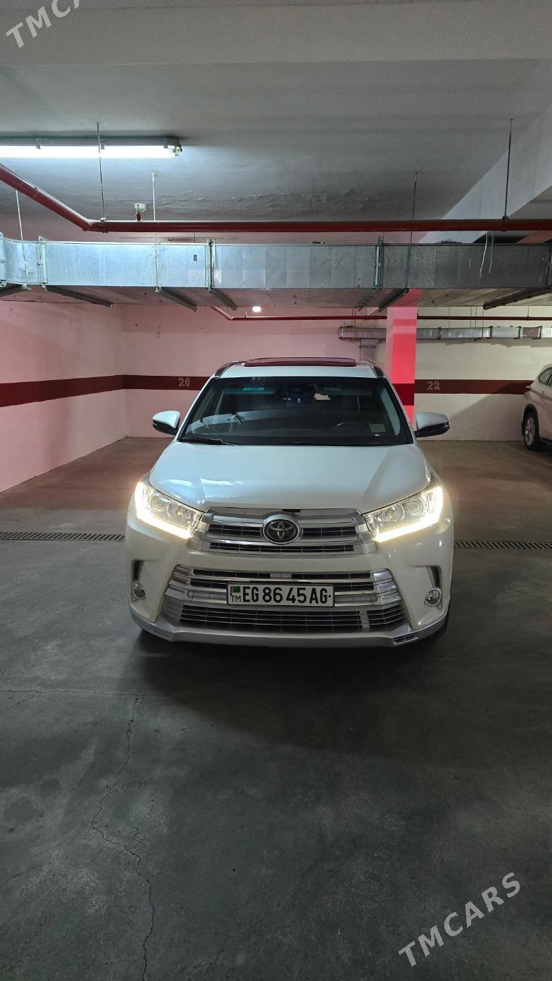Toyota Highlander 2017 - 550 000 TMT - ул. Подвойского (Битарап Туркменистан шаёлы) - img 2
