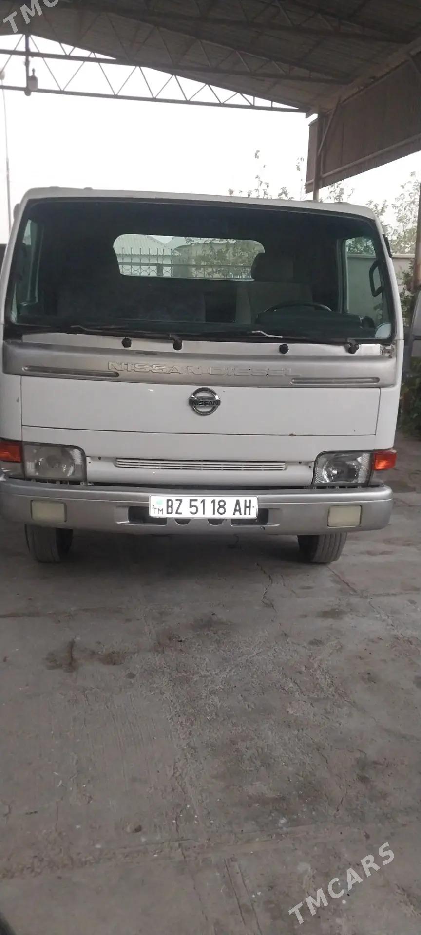 Nissan Canter 2003 - 260 000 TMT - Мары - img 5