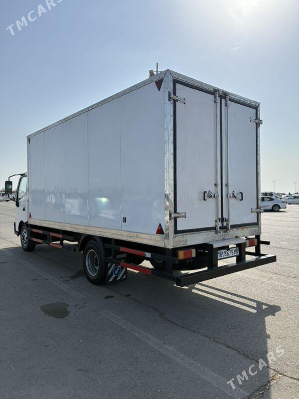 Toyota Hino 2018 - 490 000 TMT - Ашхабад - img 2