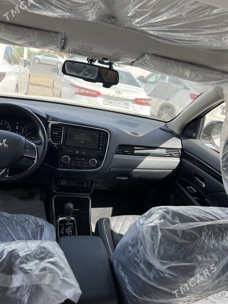 Mitsubishi Outlander 2022 - 340 000 TMT - Мары - img 2