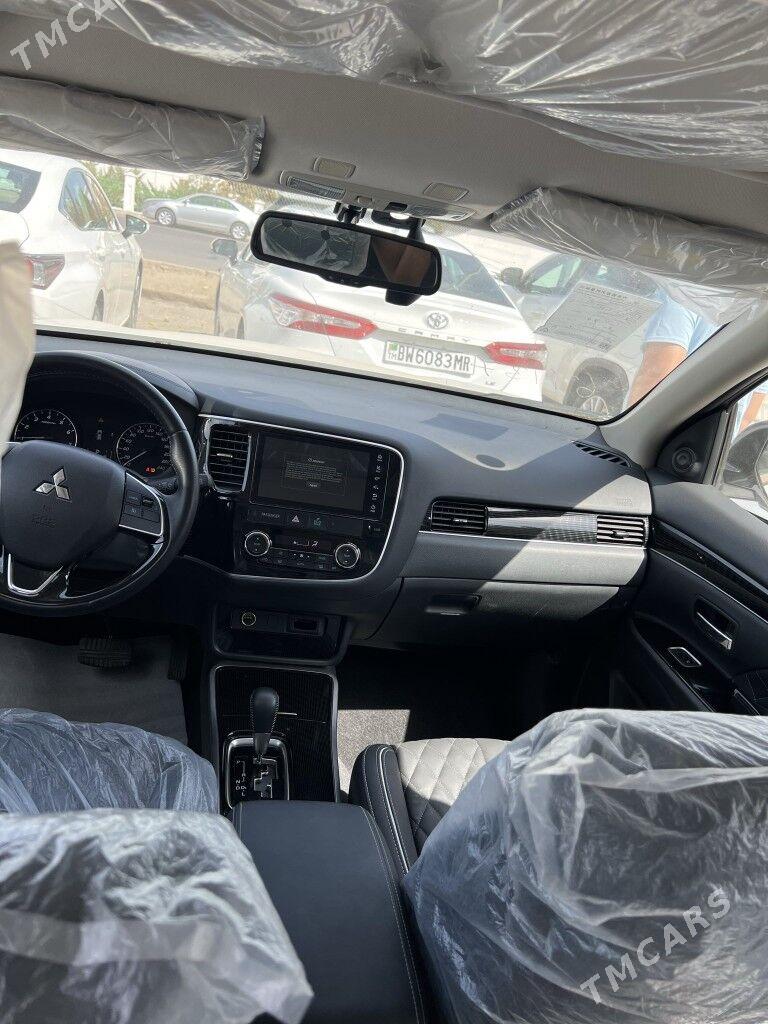 Mitsubishi Outlander 2022 - 340 000 TMT - Мары - img 6