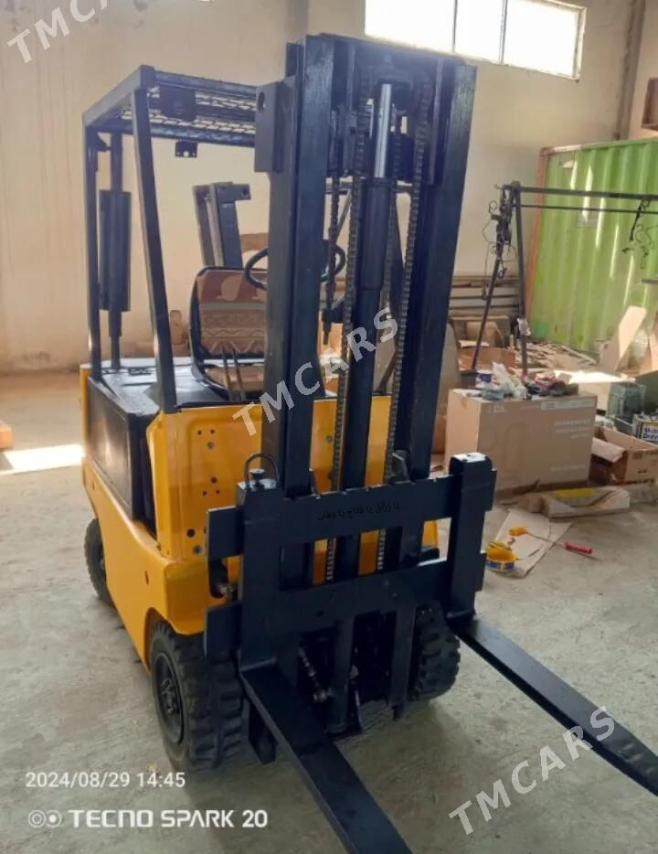 Balkancar ER-2 2000 - 49 000 TMT - Арзув - img 2