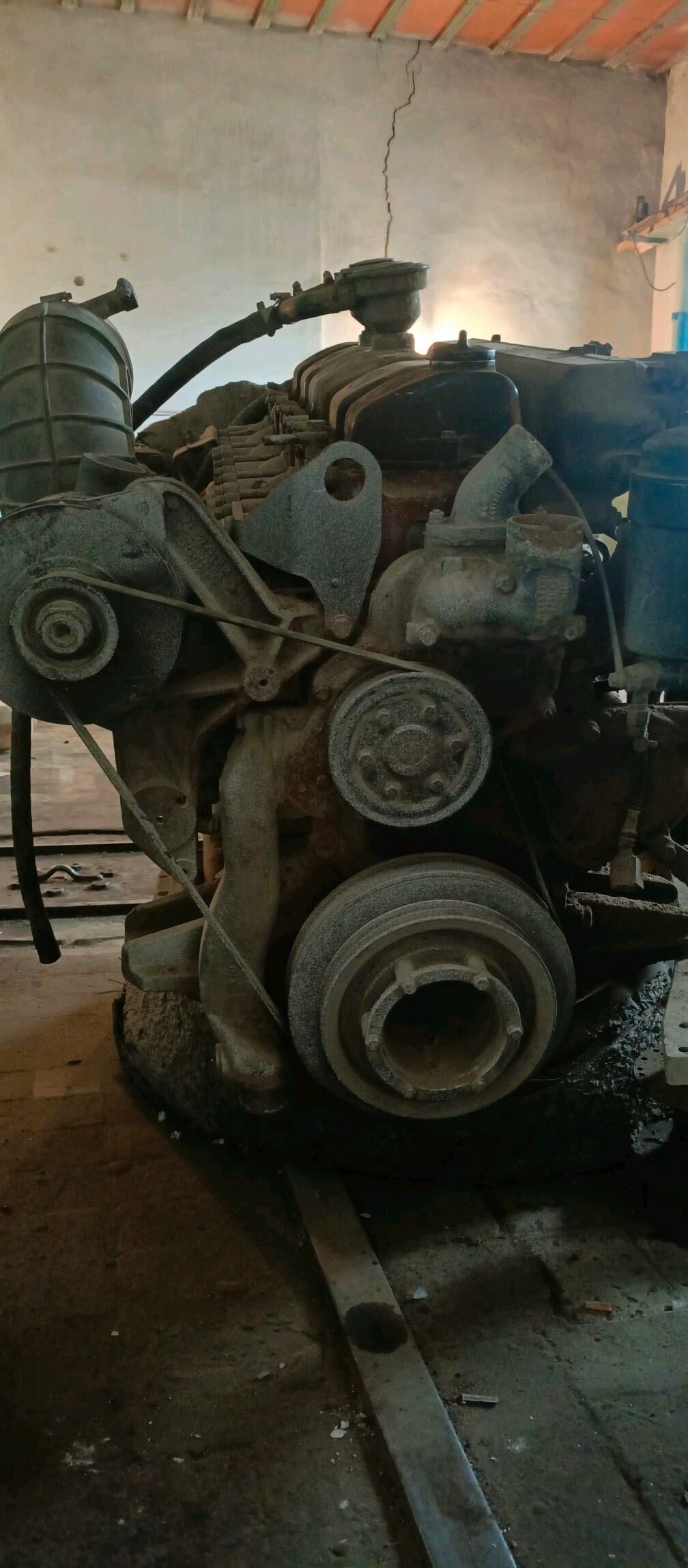 motor mercedes axor 40 000 TMT - Mary - img 3
