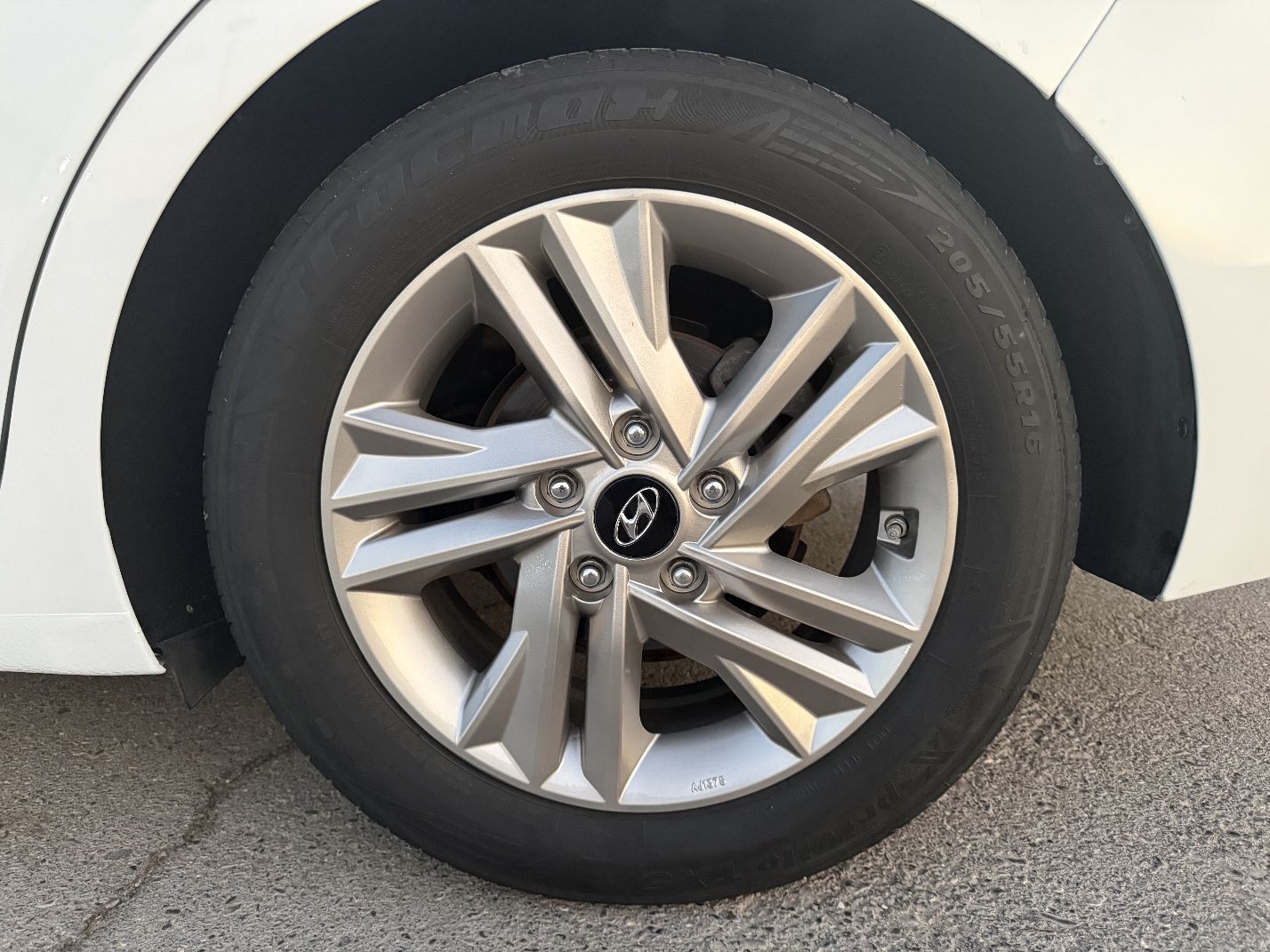 Hyundai Elantra 2020 - 236 000 TMT - Aşgabat - img 10