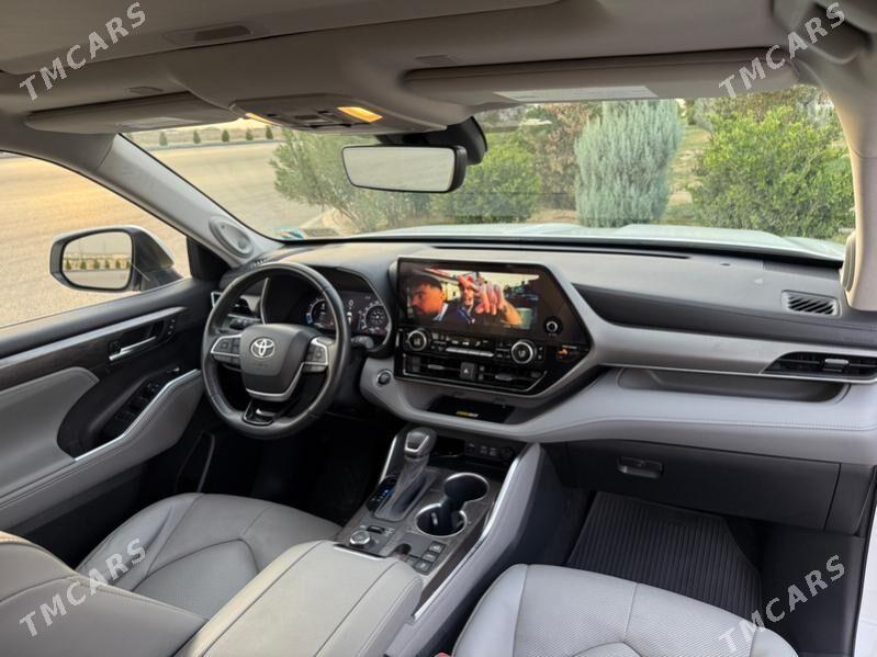 Toyota Highlander 2023 - 610 000 TMT - Балканабат - img 4