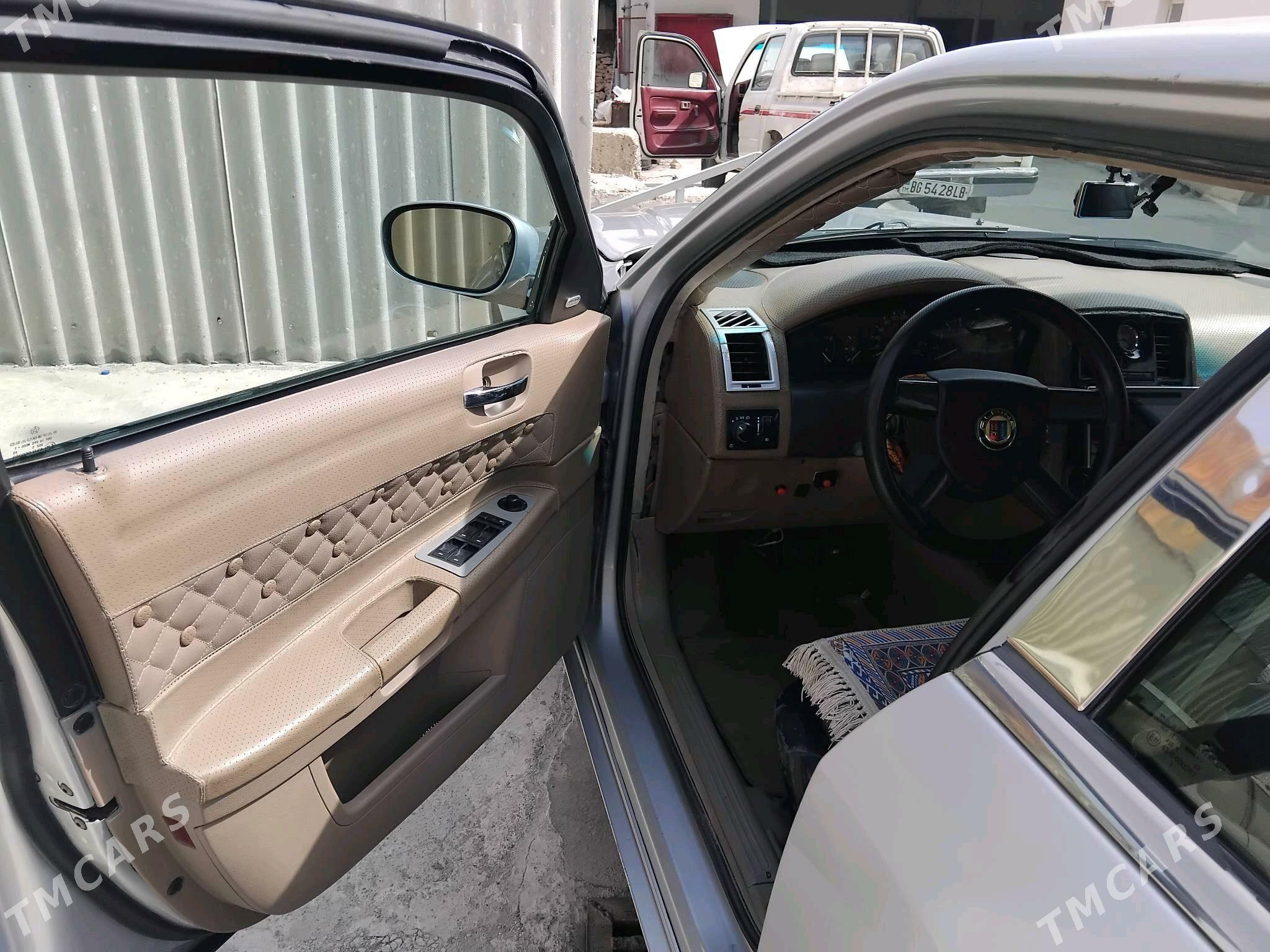 Chrysler 300C 2006 - 70 000 TMT - Türkmenabat - img 4