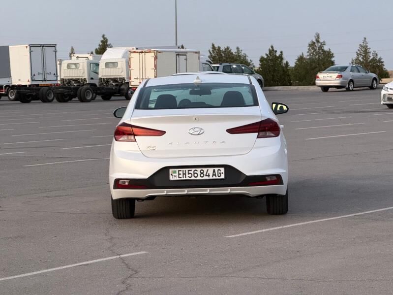 Hyundai Elantra 2020 - 236 000 TMT - Aşgabat - img 5