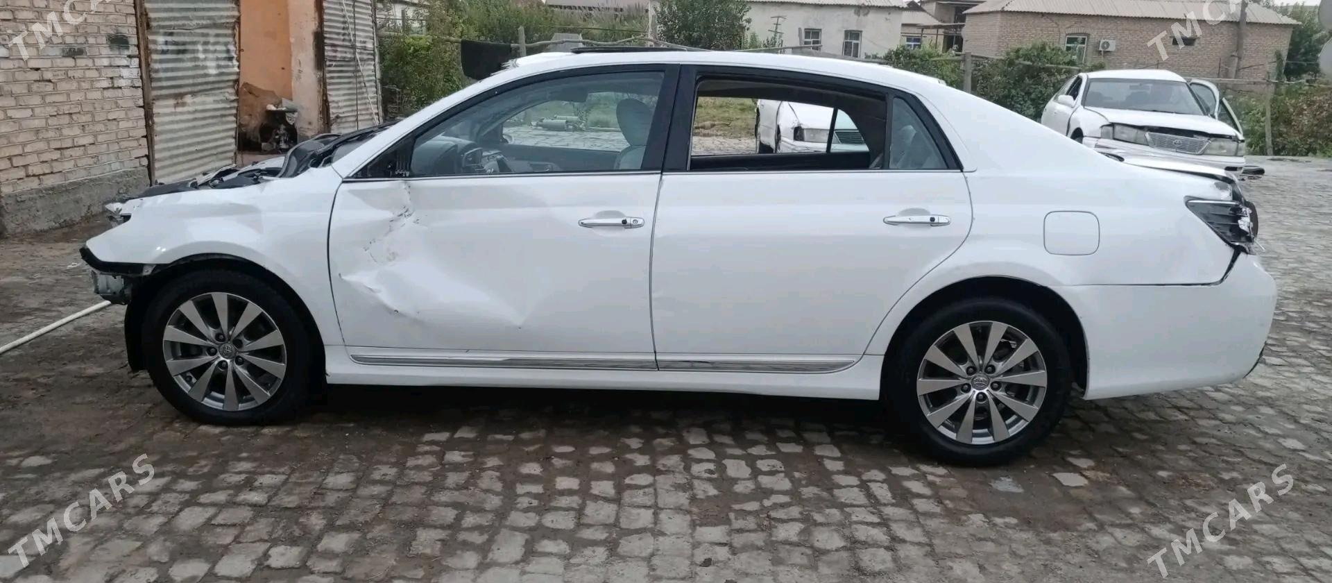 Toyota Avalon 2011 - 140 000 TMT - Мары - img 3
