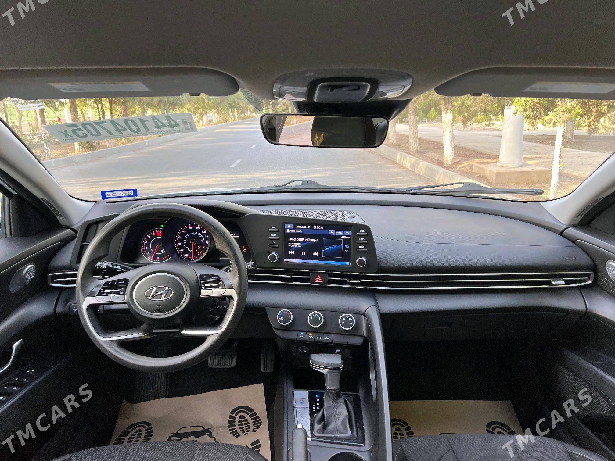 Hyundai Elantra 2022 - 229 000 TMT - Aşgabat - img 4