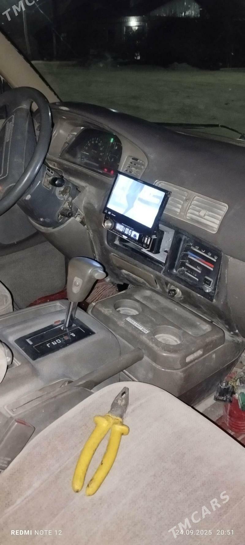 Toyota Town Ace 1992 - 60 000 TMT - Саят - img 4