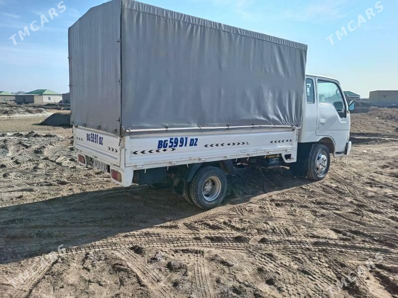 Kia Bongo 2002 - 135 000 TMT - Шабатский этрап - img 5