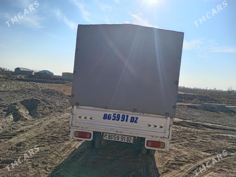 Kia Bongo 2002 - 135 000 TMT - Шабатский этрап - img 4