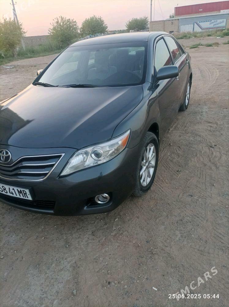 Toyota Camry 2010 - 170 000 TMT - Мары - img 3