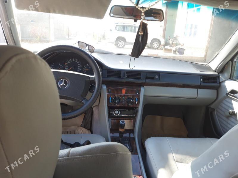 Mercedes-Benz 230E 1991 - 30 000 TMT - Türkmenabat - img 2